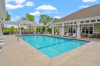 Expansive sundeck